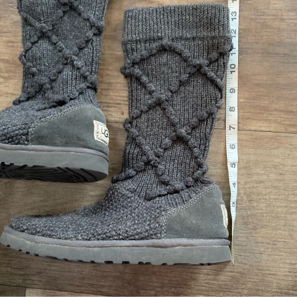 UGG Australia argyle lattice knit gray boots - Picture 8 of 11